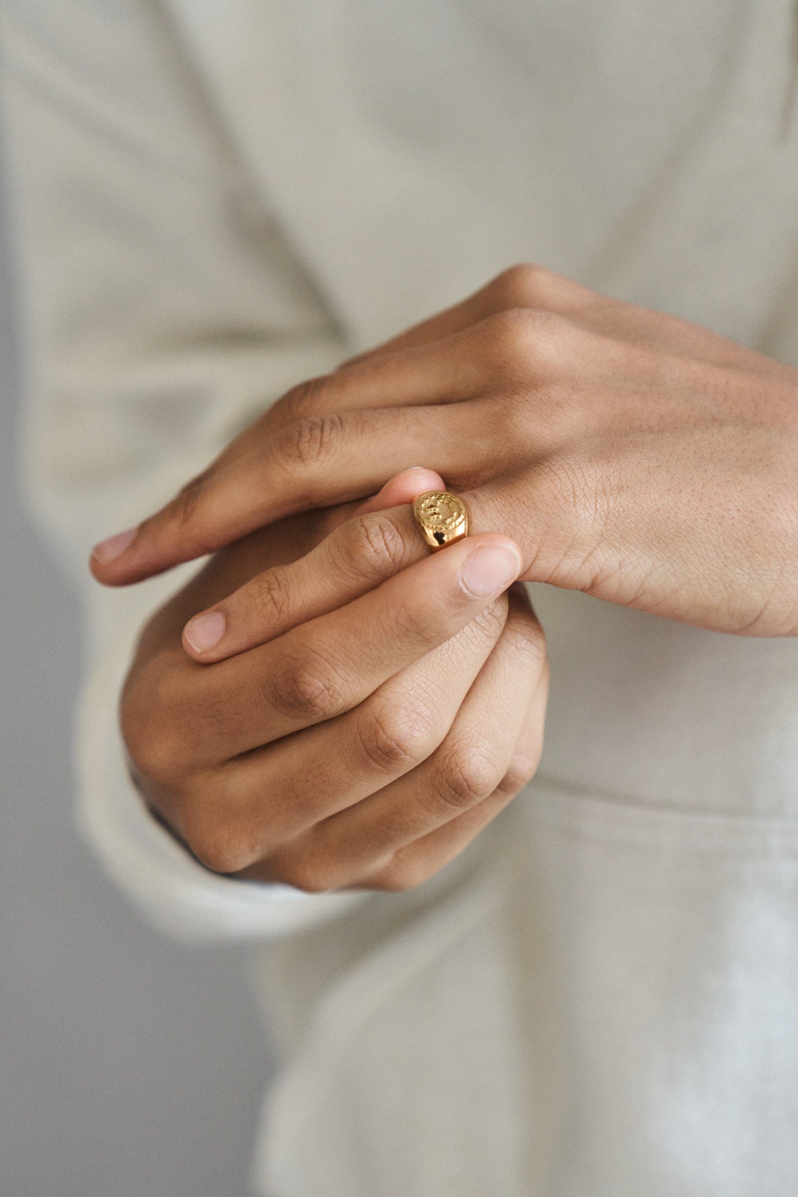UN:IK Jewellery Trippy Signet Ring - Gold