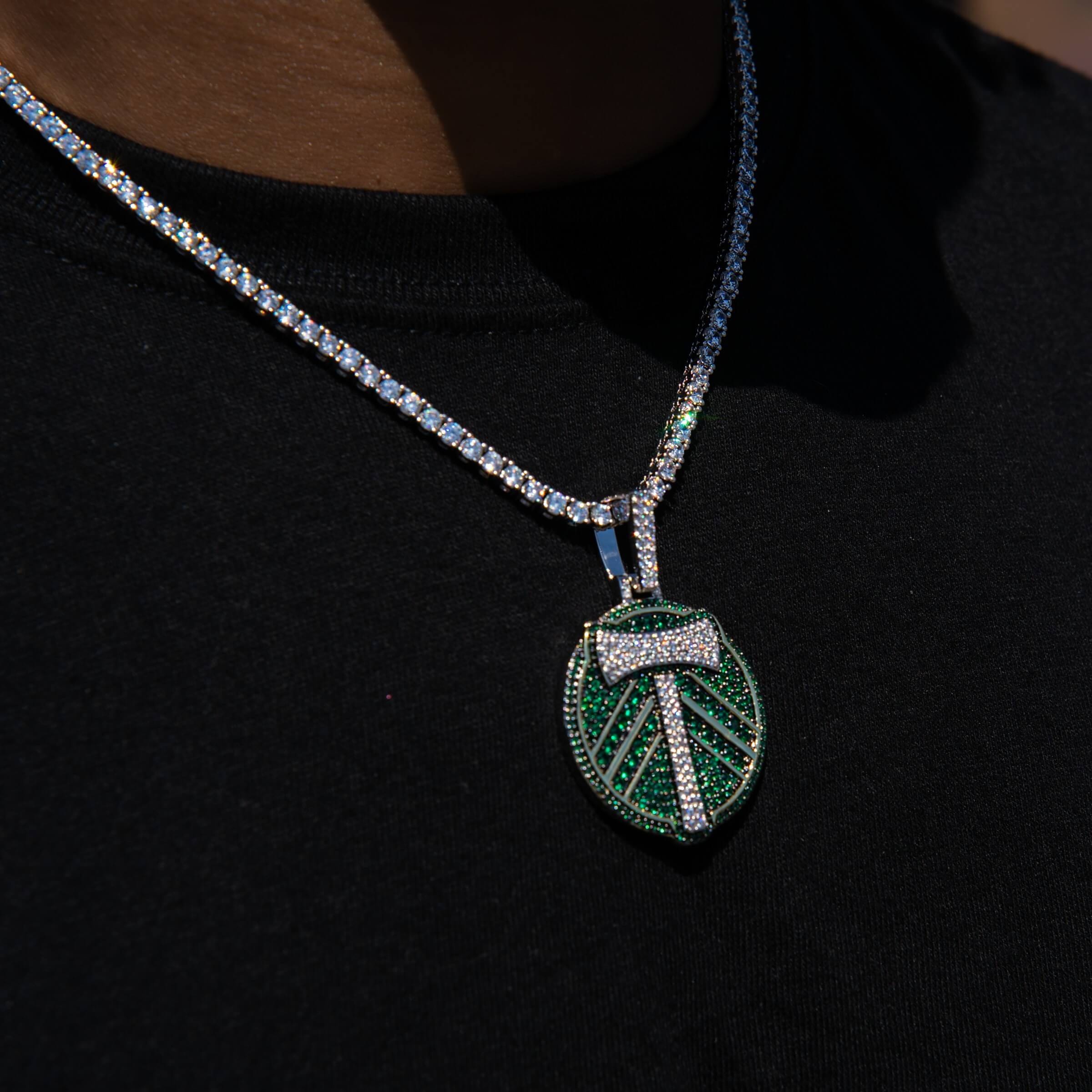 GLD Men Portland Timbers Official MLS Logo Pendant in White Gold