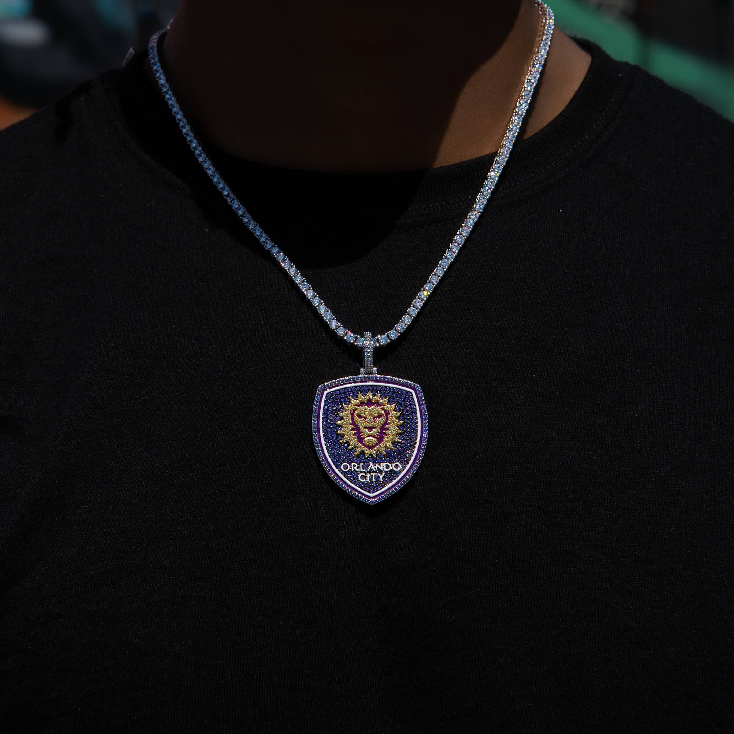 GLD Men Orlando City Soccer Club Official MLS Primary Logo Pendant in White Gold