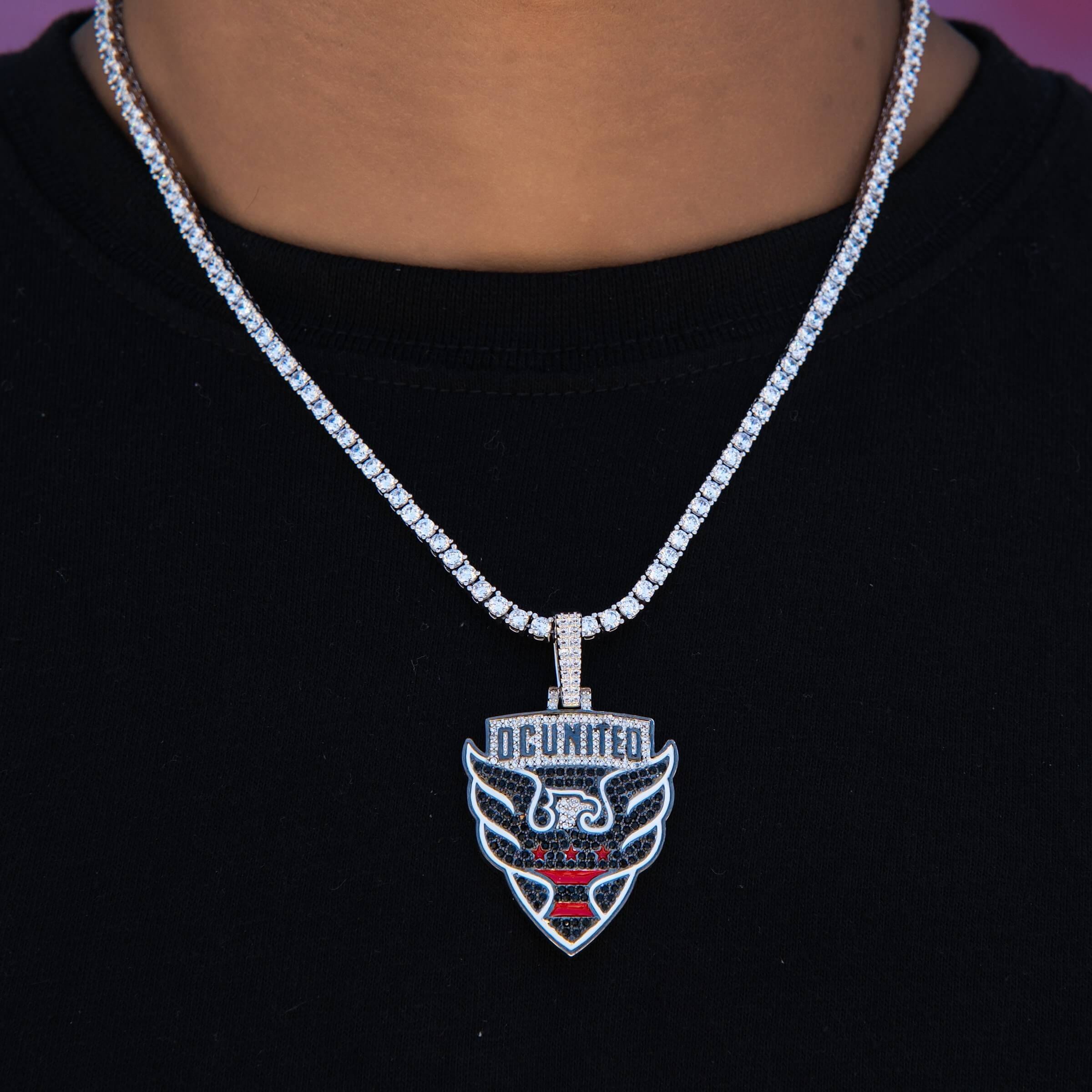 GLD Men D.C. United Official MLS Logo Pendant in White Gold