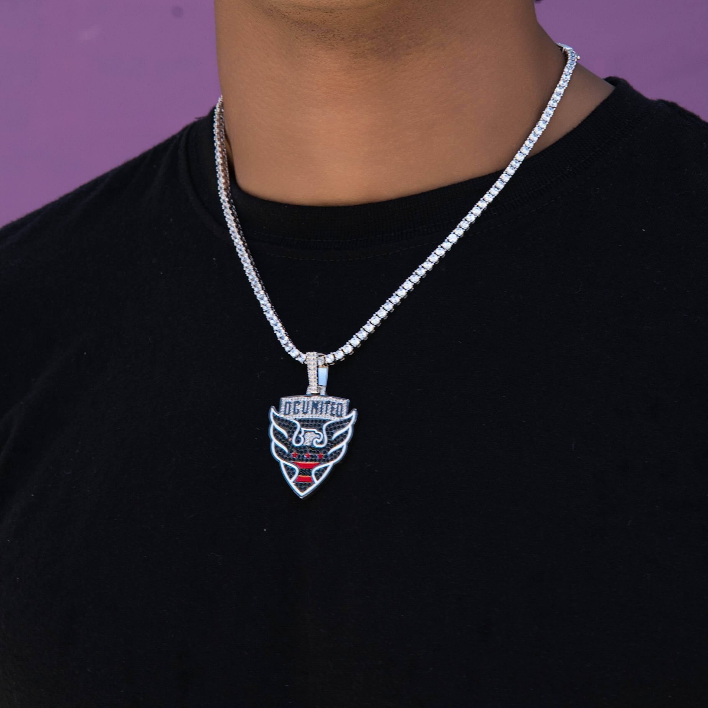 GLD Men D.C. United Official MLS Logo Pendant in White Gold