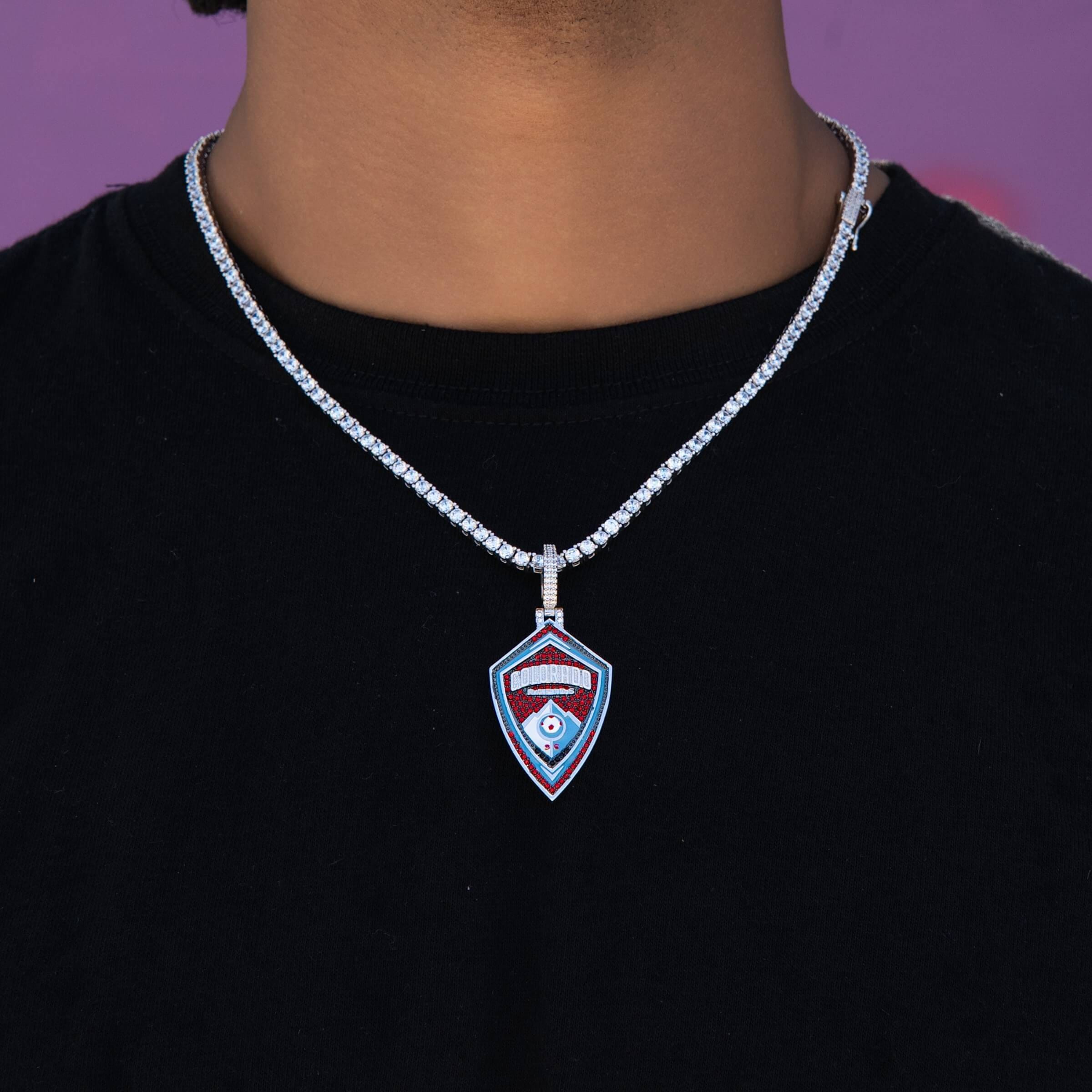 GLD Men Colorado Rapids Official MLS Logo Pendant in White Gold