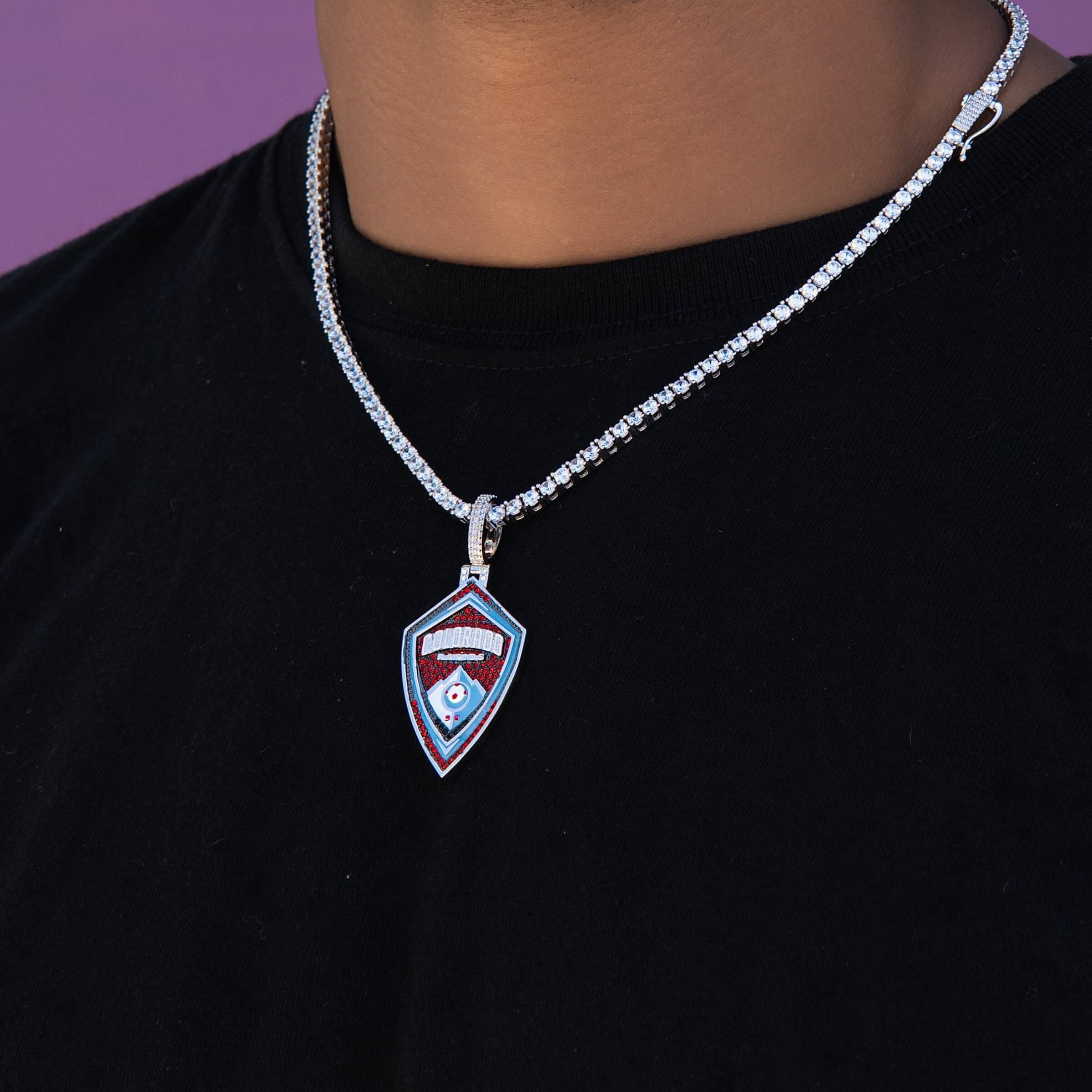 GLD Men Colorado Rapids Official MLS Logo Pendant in White Gold