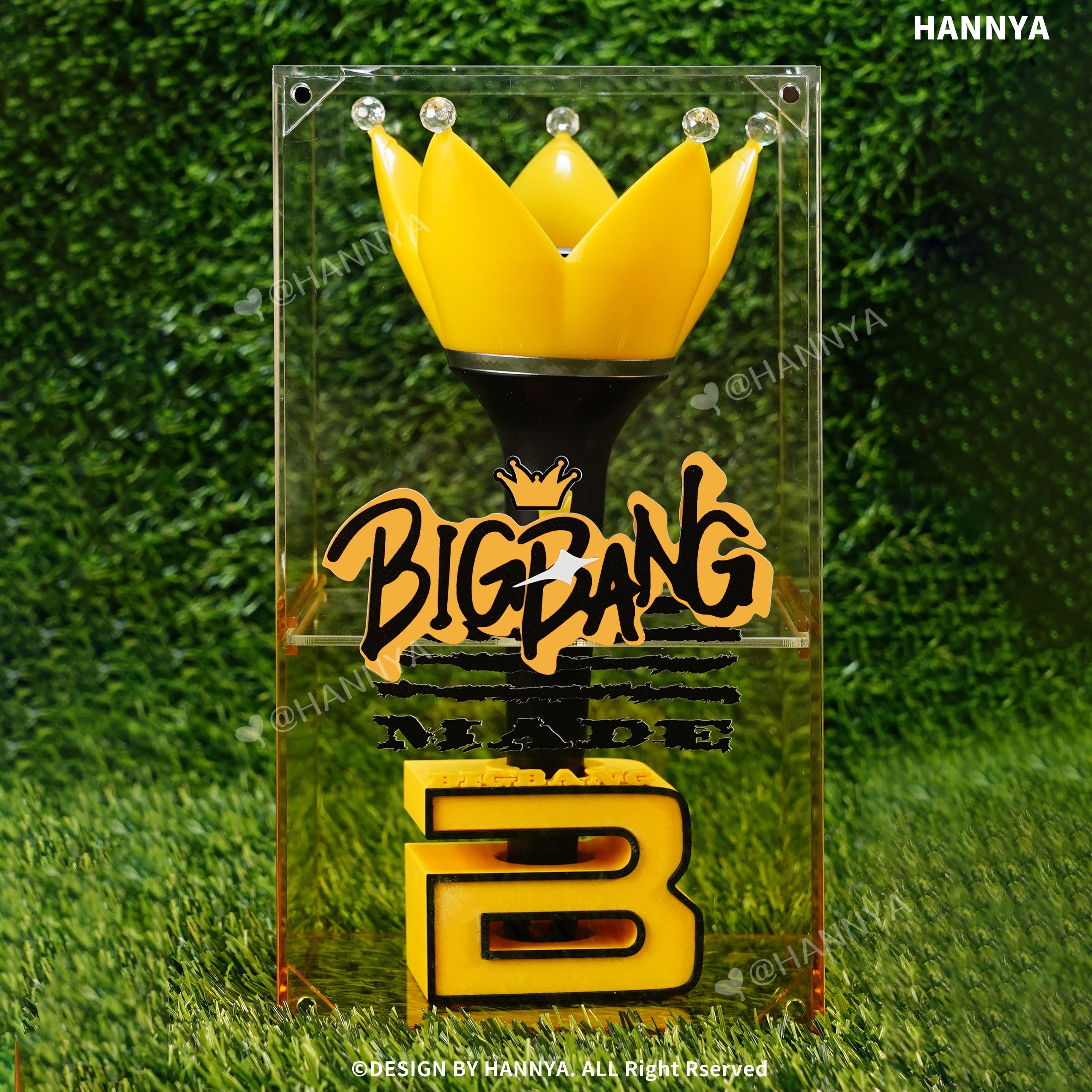 Crown BIGBANG Crown Light Stick Acrylic Display & Storage Box with Base