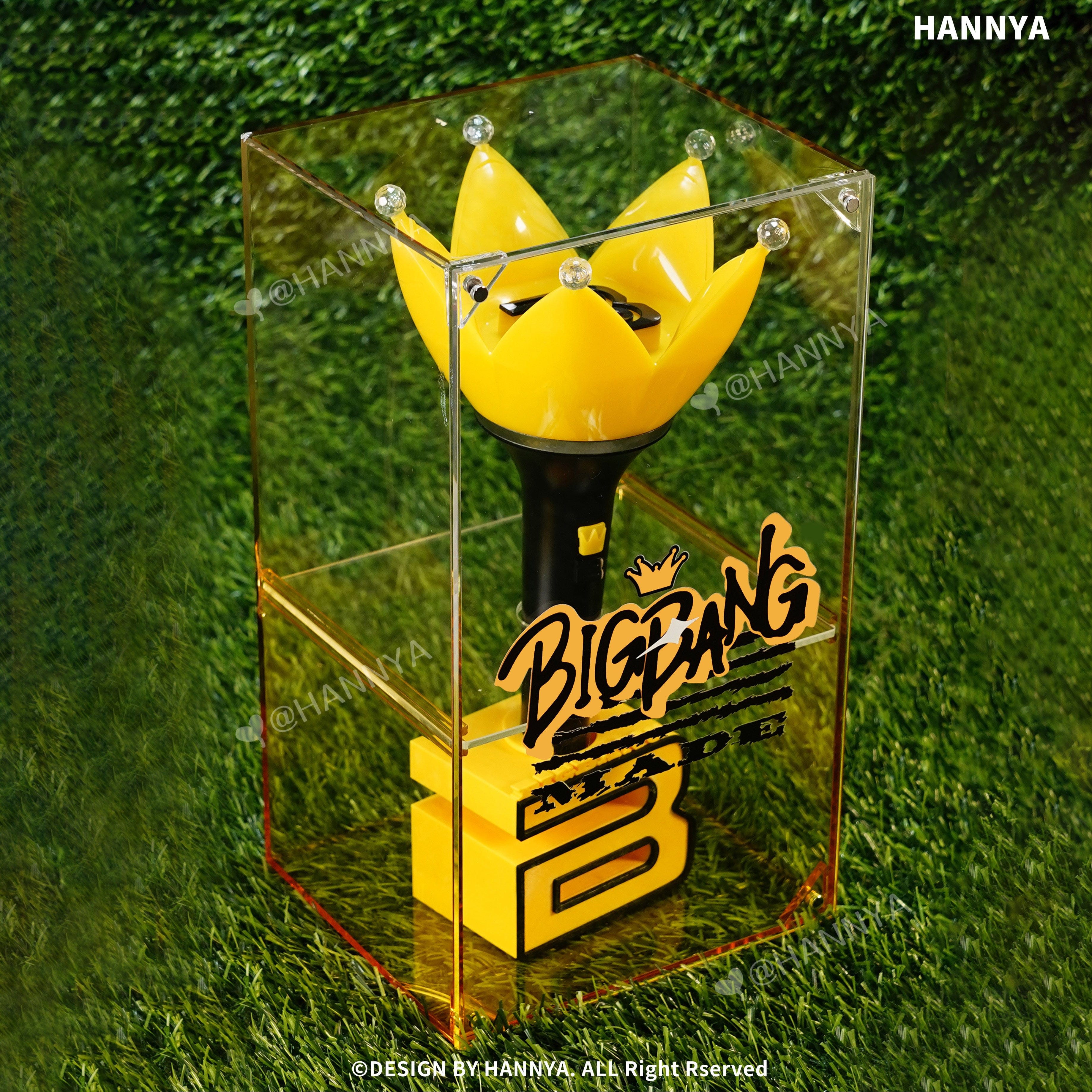 Crown BIGBANG Crown Light Stick Acrylic Display & Storage Box with Base