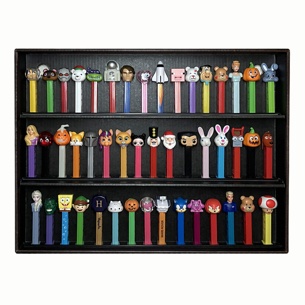 MK Kubbies KUBBIE PEZ (3 Row) - Display Case for Pez Candy Dispensers, Wall Mountable & Stackable Shelf (Cardboard)