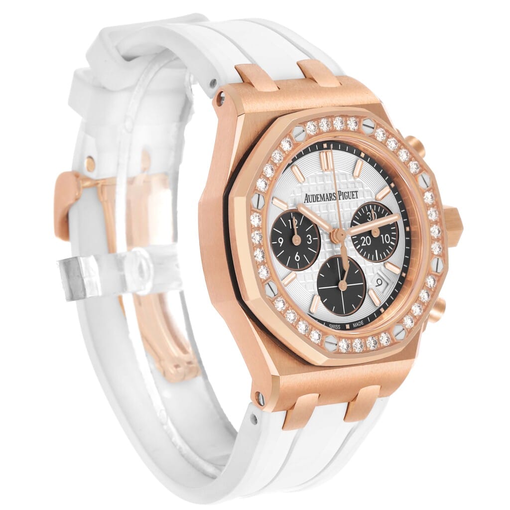 Royal Oak Offshore (Reference 26231OR). A 37mm rose gold diamond-set automatic wristwatch with date and chronograph.