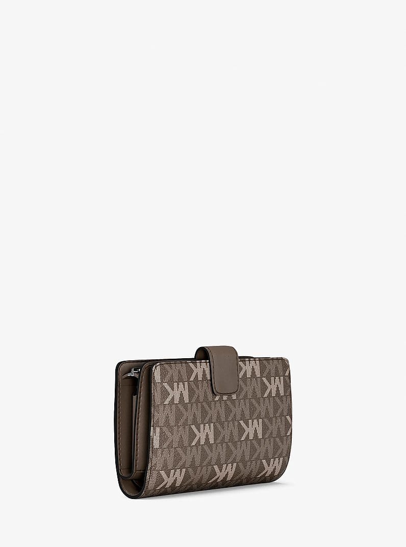 Jet Set Travel Medium Signature Logo Billfold Wallet
