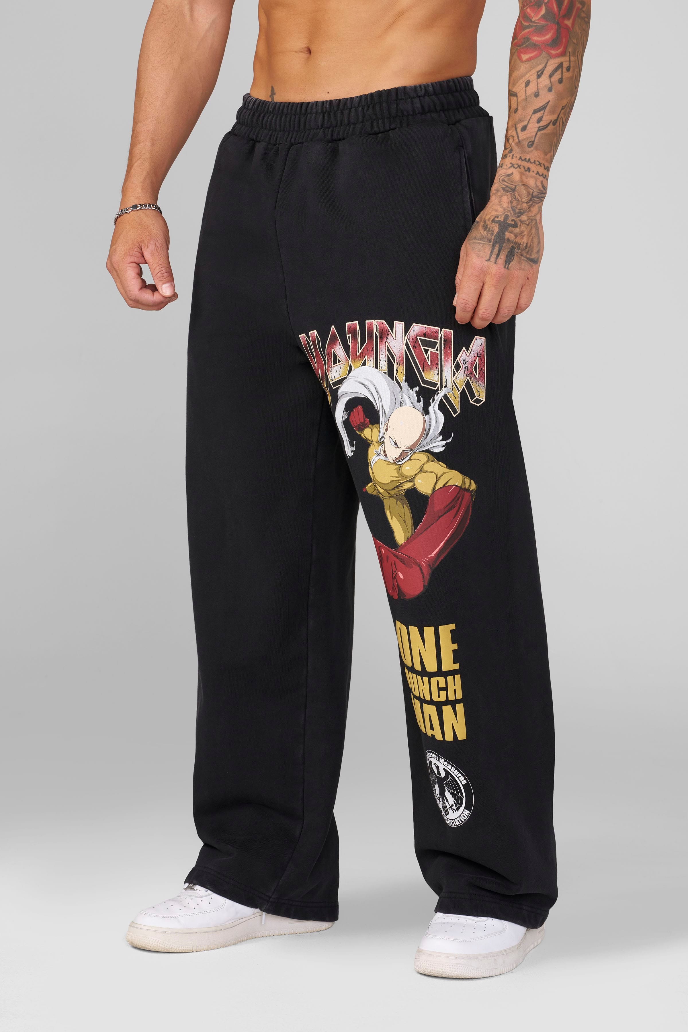2017 - One Punch Man Sweats