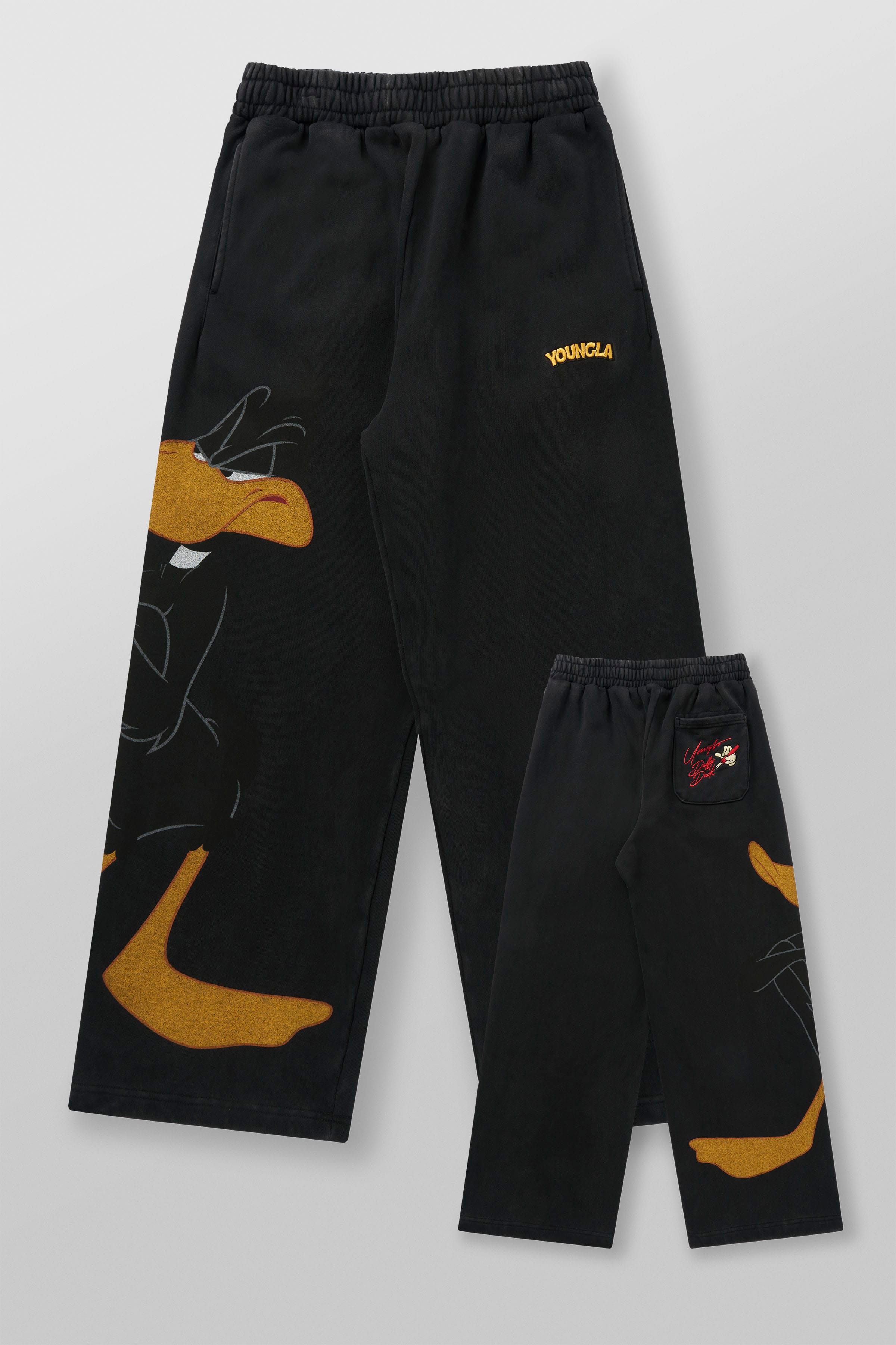 2169 - Looney Tunes Character Sweats