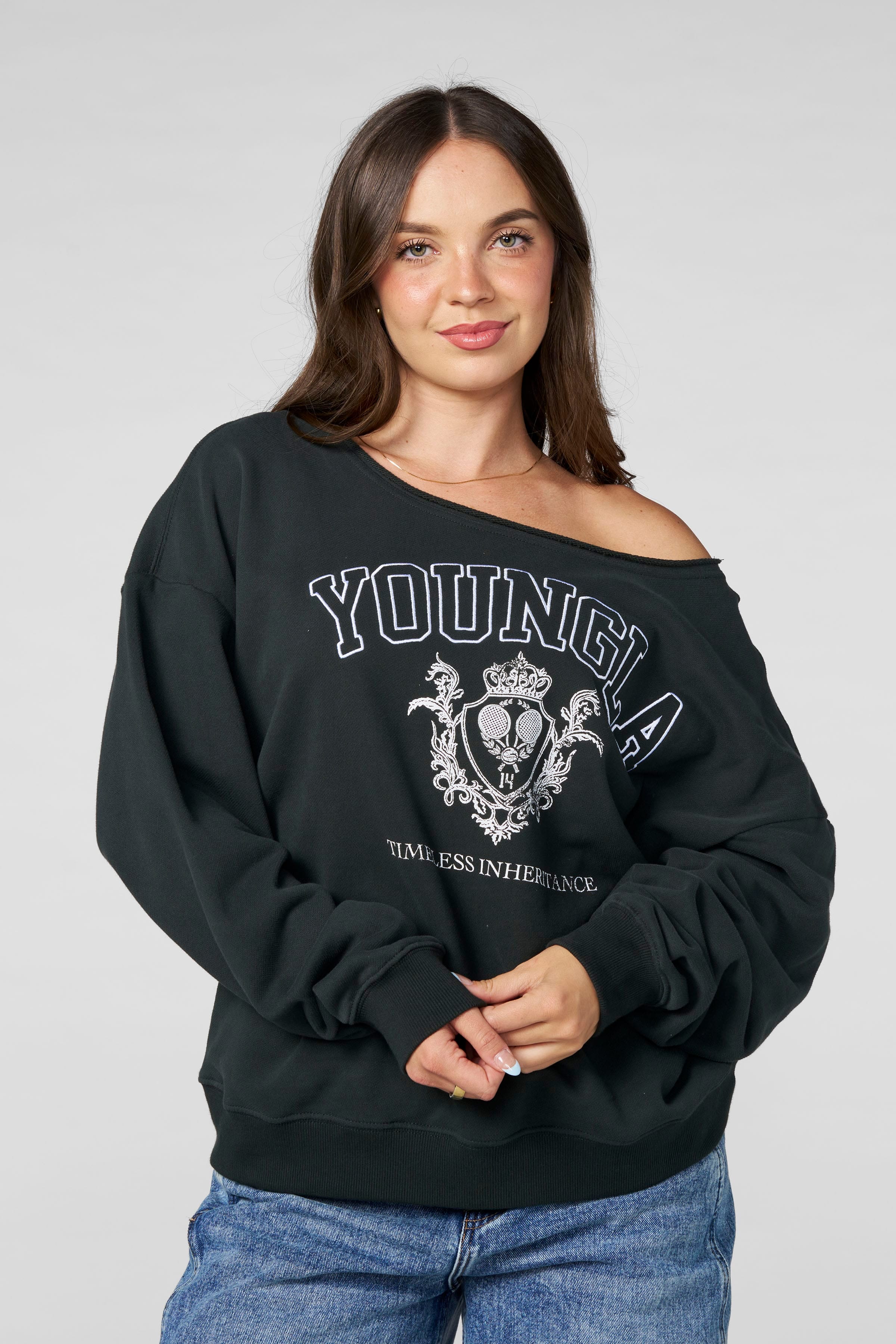 W5158 - Off-shoulder Pullover