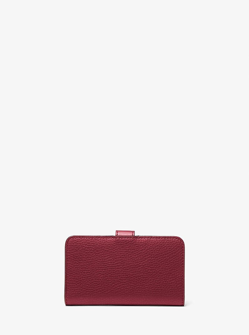 Jet Set Travel Medium Pebbled Leather Wallet
