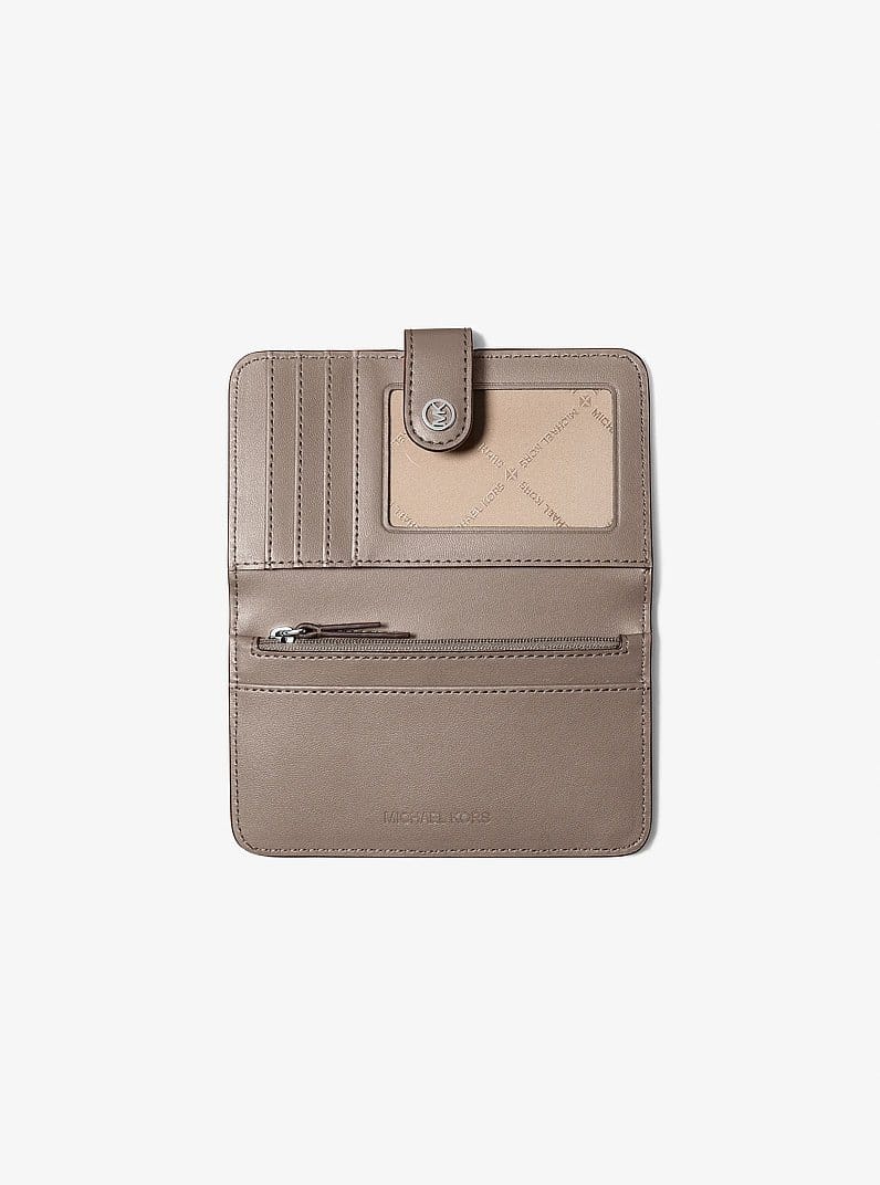 Jet Set Travel Medium Pebbled Leather Wallet