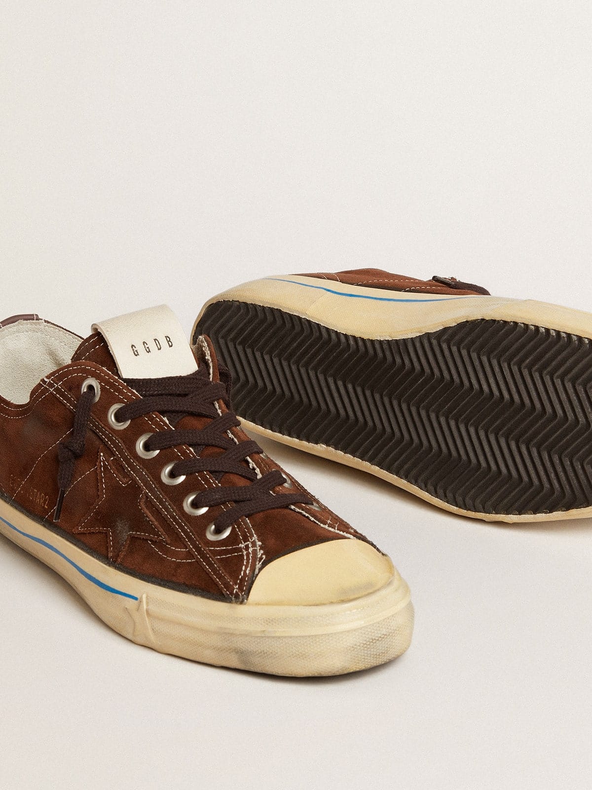 Golden Goose Mens V-Star Ltd Sneakers In Dark Brown Suede With Tone-On-Tone Star Mens