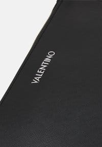 Valentino Marnier Clutch Nero