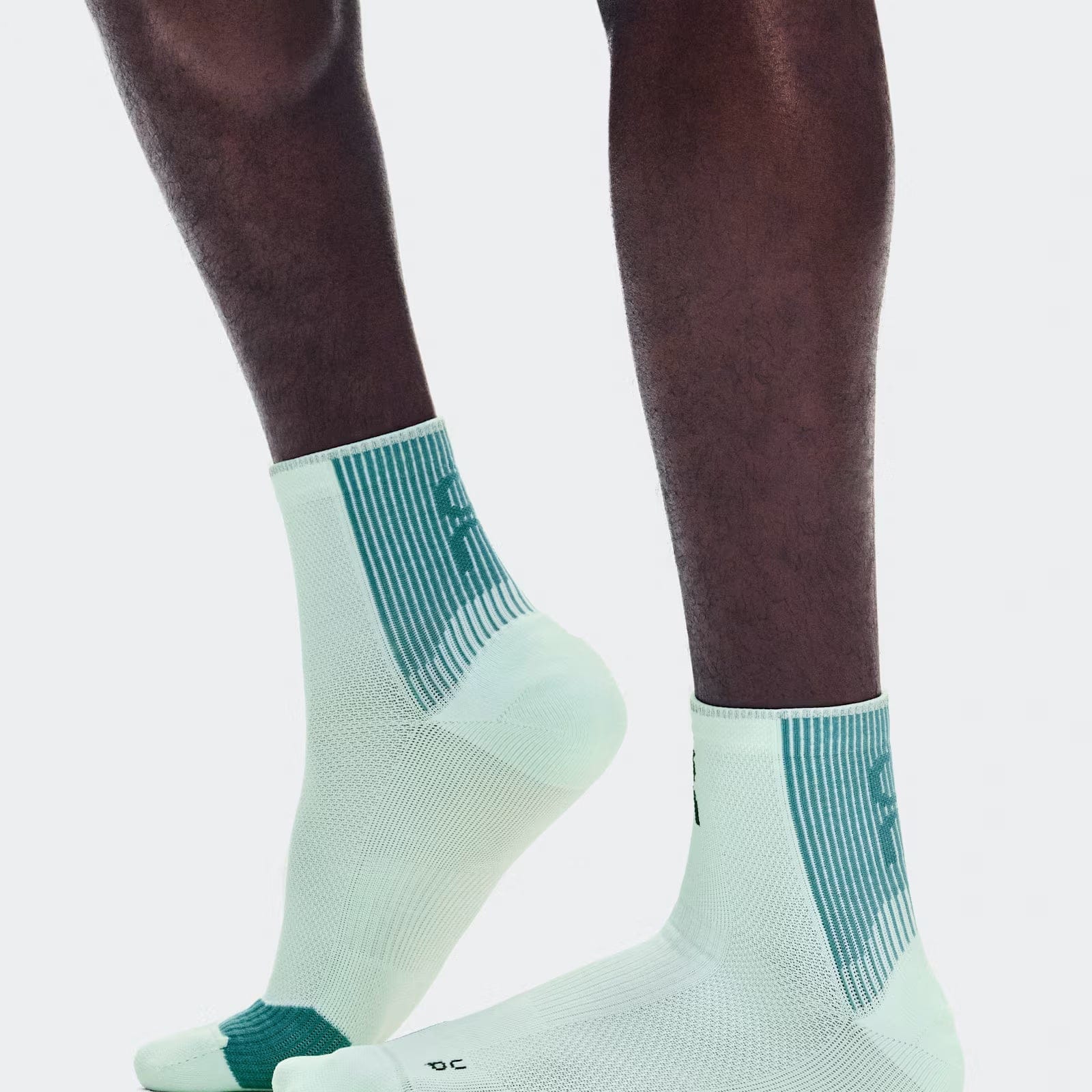 On Performance Run Sock Mid Flurry | Storm