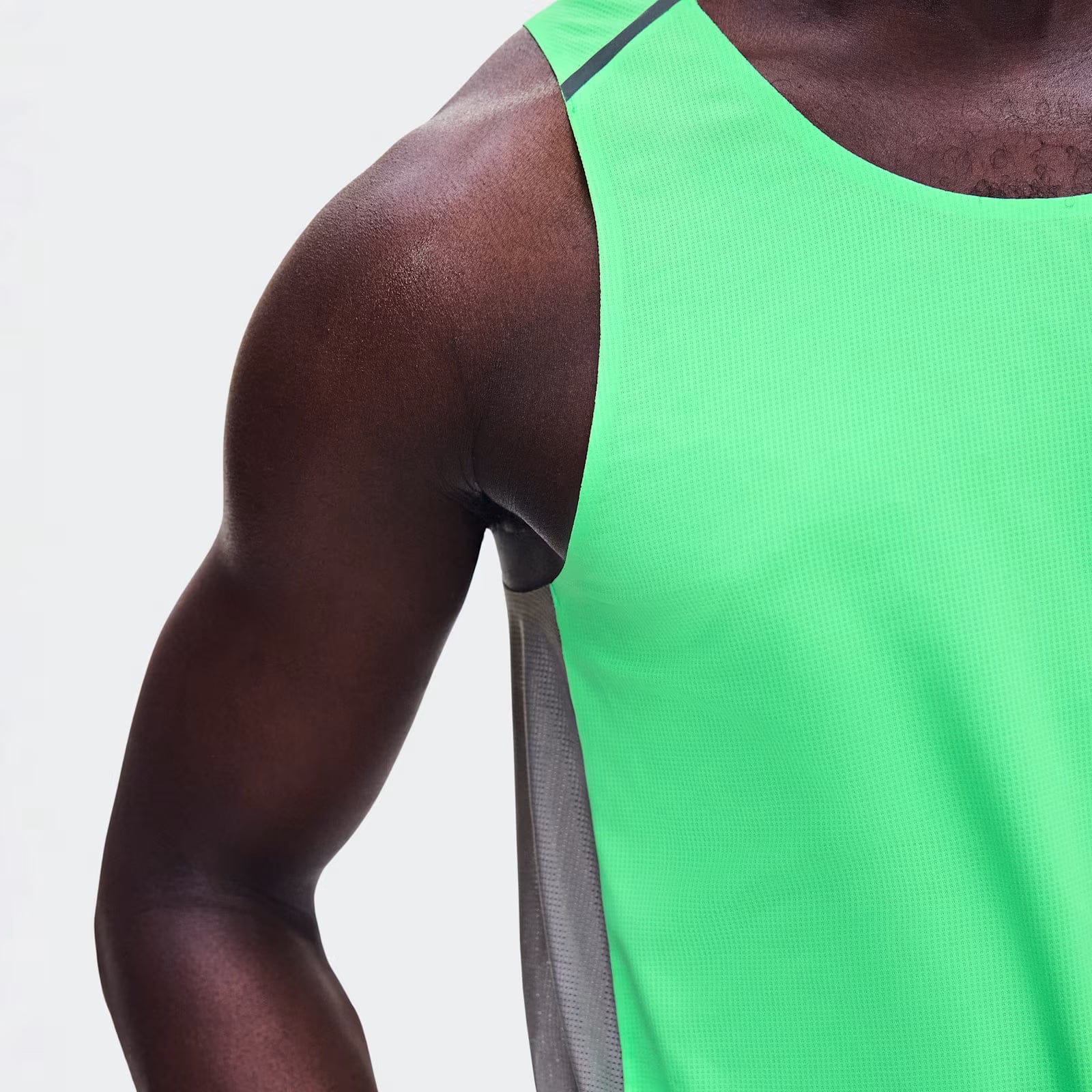 On Performance Tank Verdite | Apollo