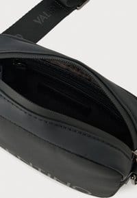 Valentino Dragonhawk Cross Body Bag Nero
