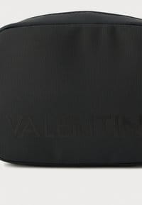 Valentino Dragonhawk Cross Body Bag Nero