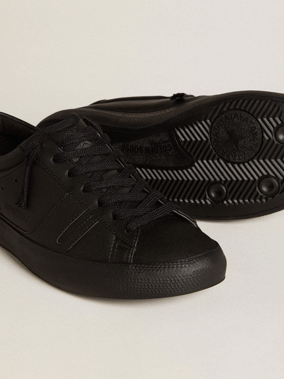 Golden Goose Yatay Model 1B Sustainable Sneakers With Bio-Based Upper And Black Y Womens