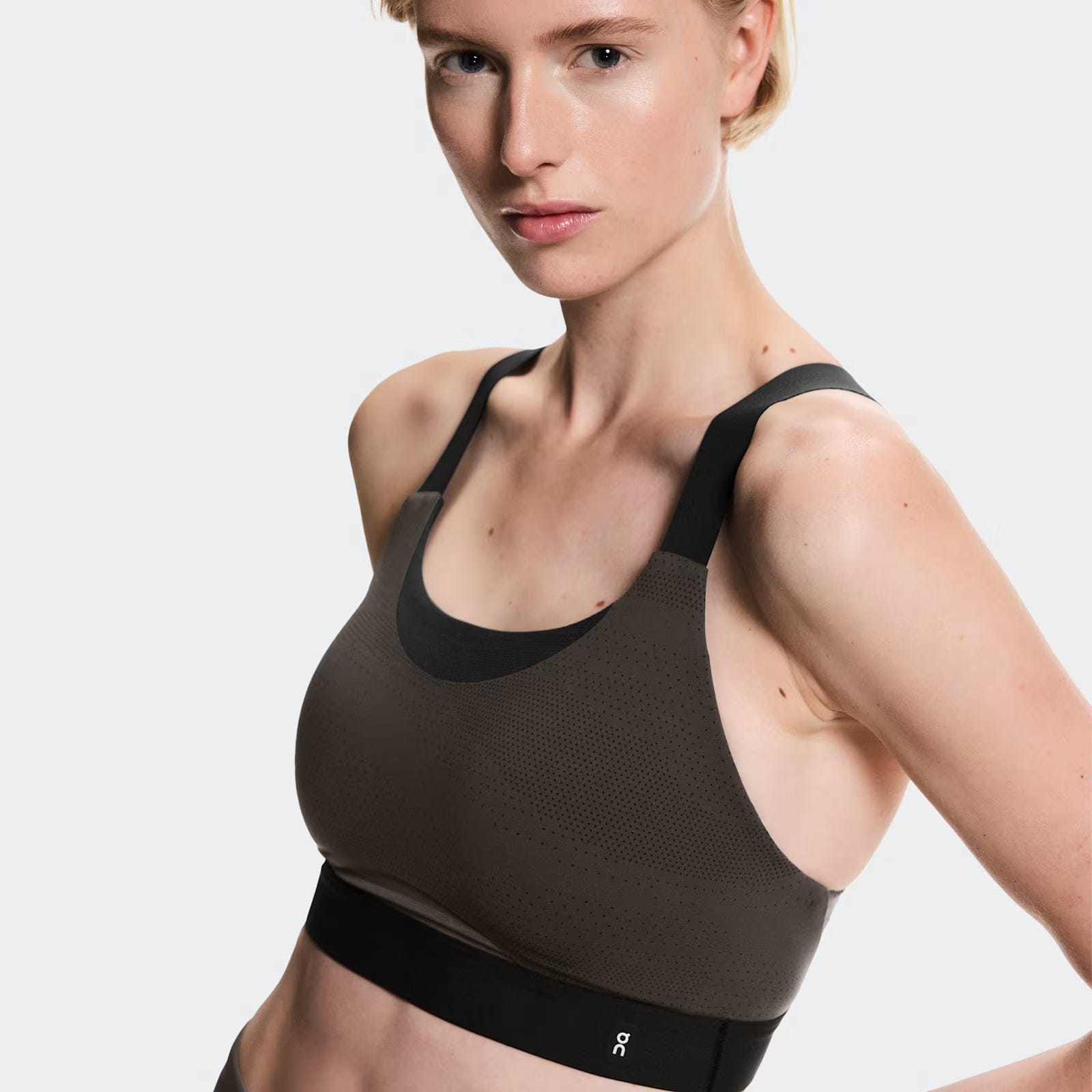 On Performance Bra Erewhon Espresso | Black (Women'S)