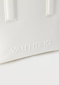 Valentino Pandia Re Handbag Bianco