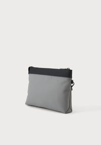Valentino Axel Clutch Ghiaccio