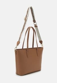 Valentino Handbag Cuoio