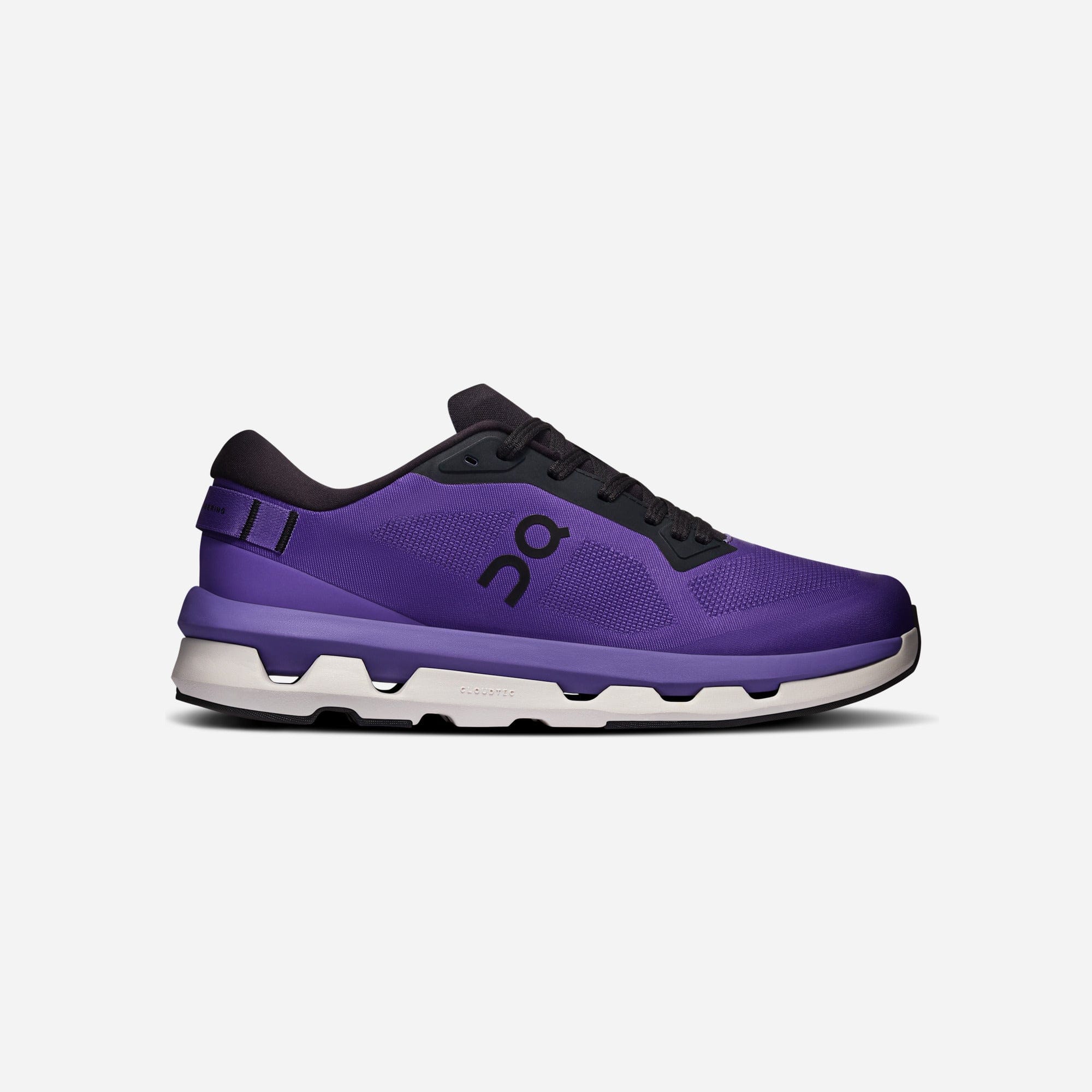 ON Running Cloudzone Tyrian Black WMNS