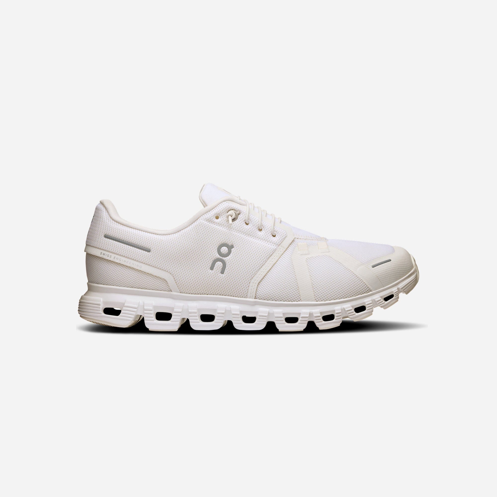 ON Running Cloud 6 Wide White White