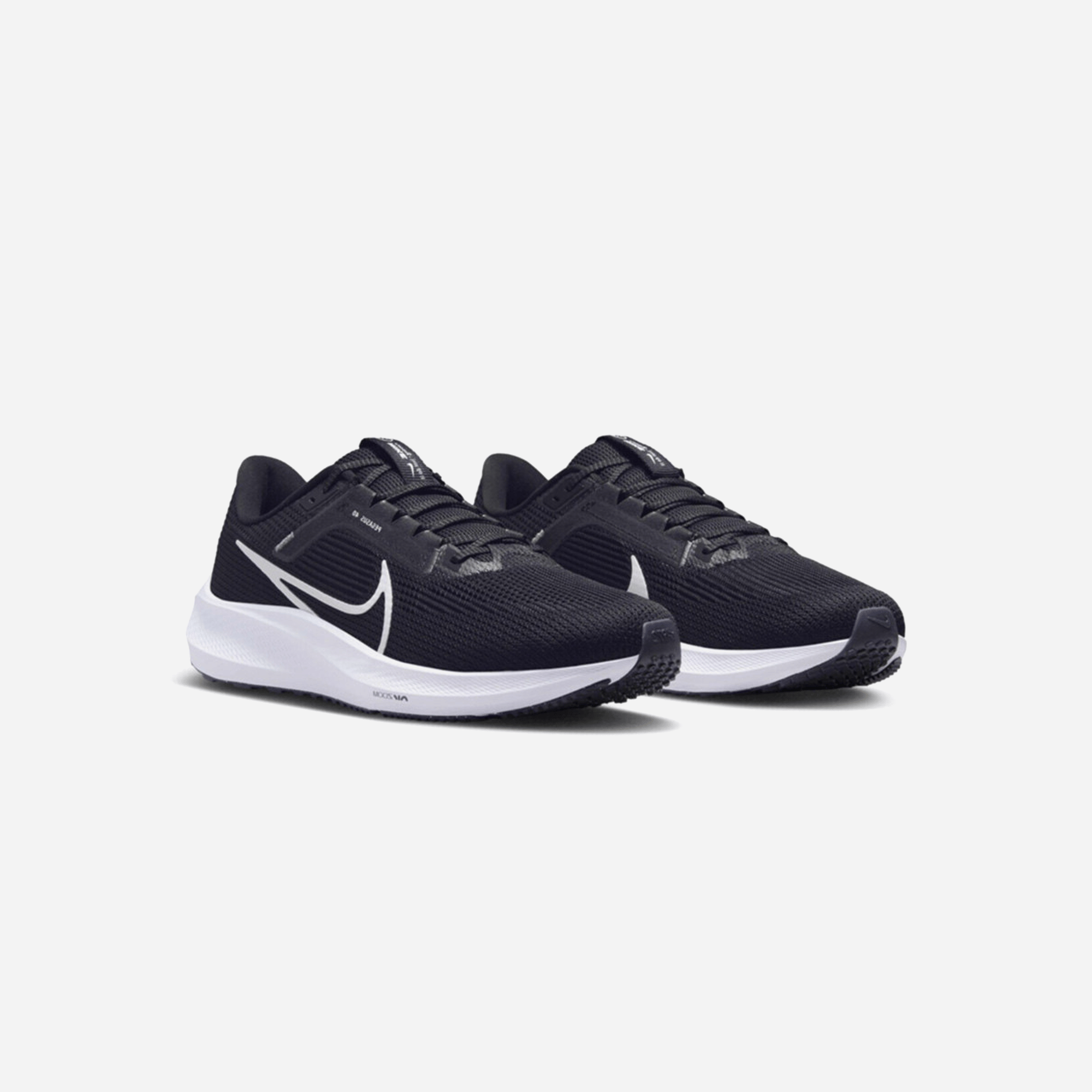 Nike Pegasus 40 Black White WMNS