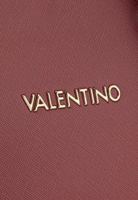 Valentino Handbag Ciliegia