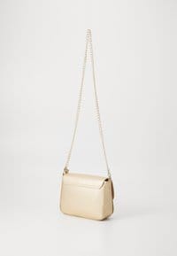 Valentino Divina Handbag Oro