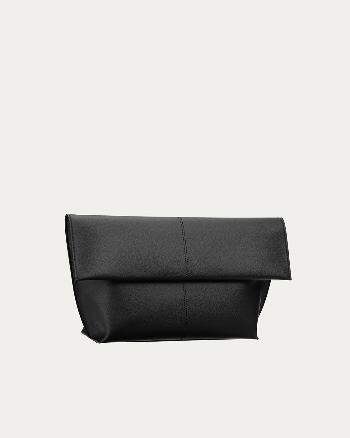 Freja Seamed Clutch Black