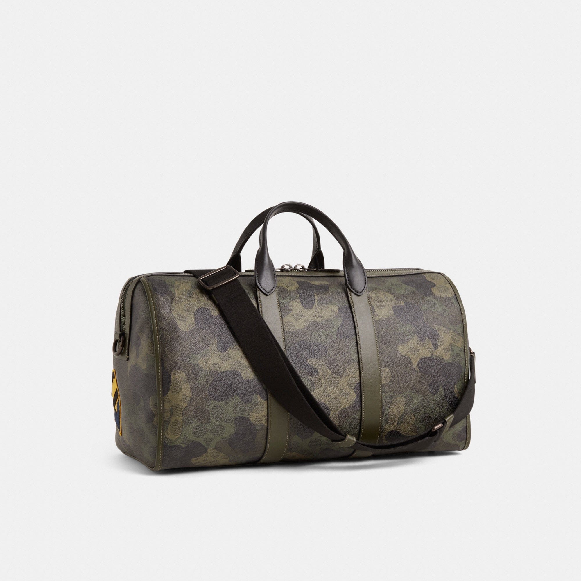 Reloved Gotham Duffle Bag 45 In Signature Camo Print