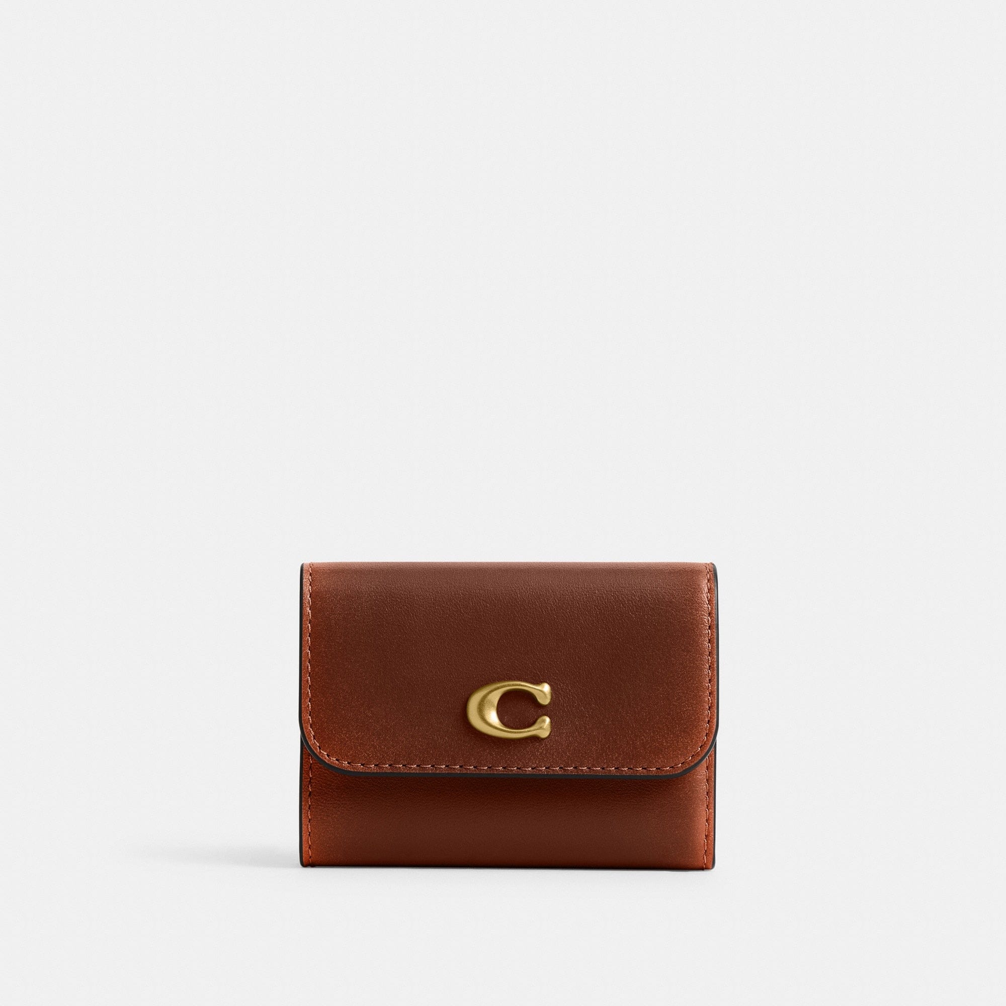 Essential Card Holder Wallet In Loved Leather