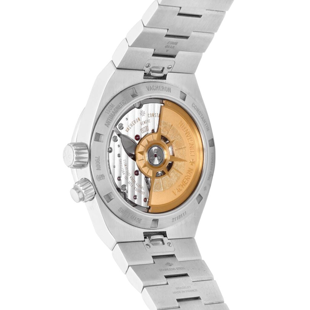 Overseas (Reference 7900V). A stainless steel dual time zone automatic wristwatch with date and bracelet. Circa 2023