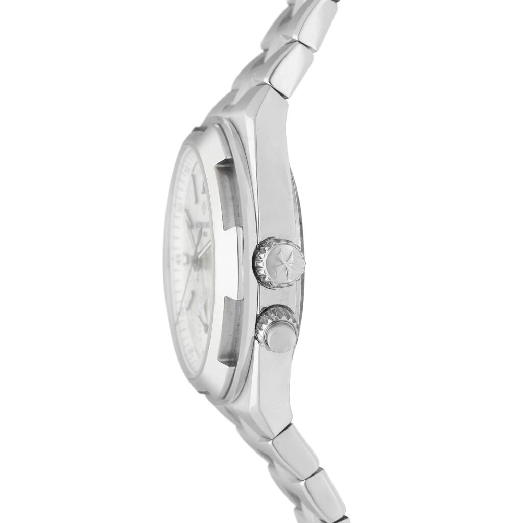 Overseas (Reference 7900V). A stainless steel dual time zone automatic wristwatch with date and bracelet. Circa 2023