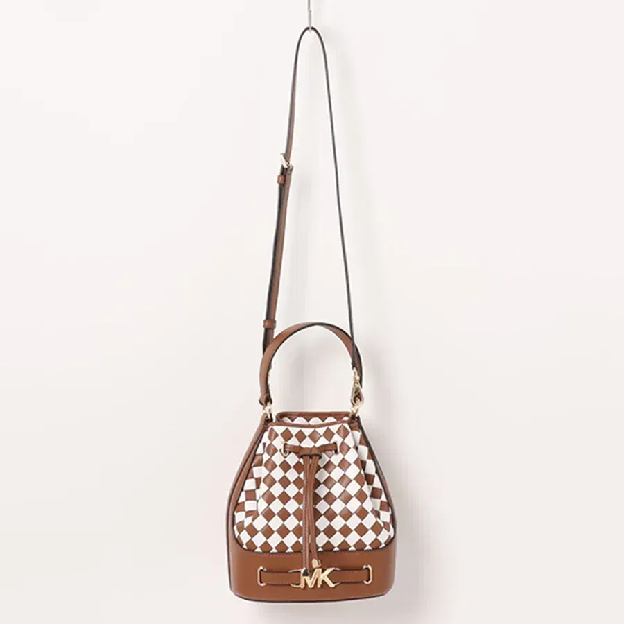 Michael Kors Reed Medium Belted Bucket Bag Woven Luggage Multi Brown White