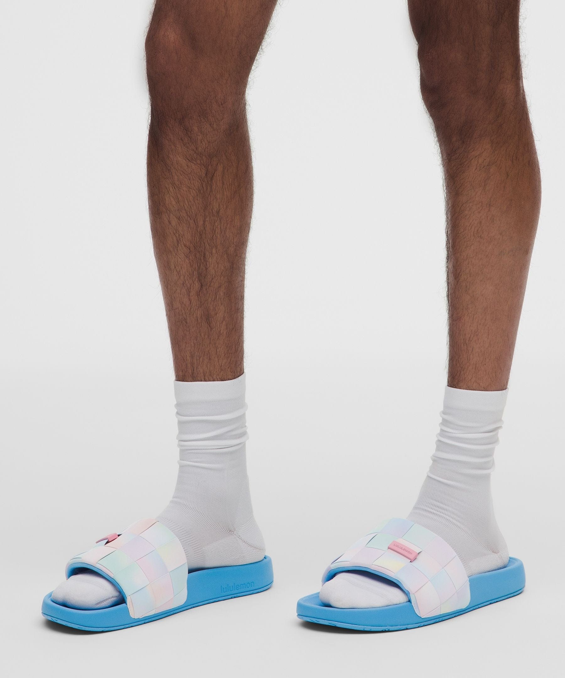 Lululemon Men's Restfeel Woven Slide *Pride