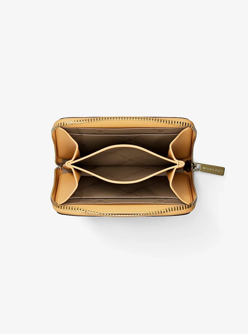 Jet Set Travel Medium Saffiano Leather Wallet
