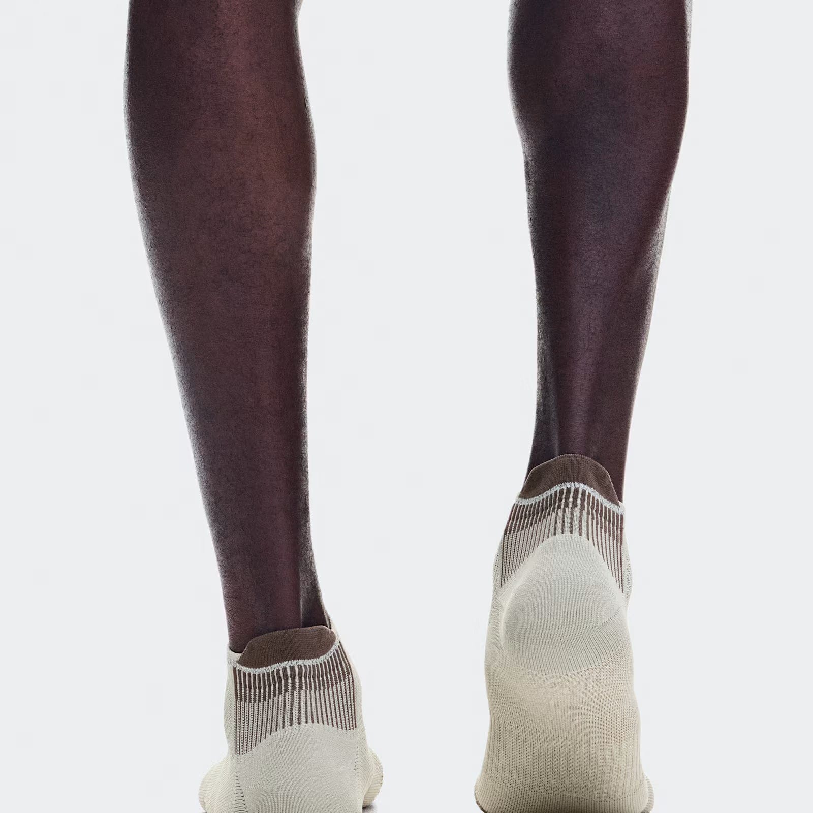 On Performance Run Sock Low Brume | Clove