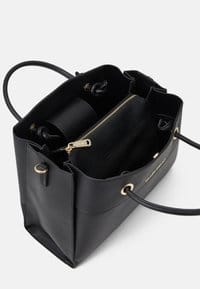 Valentino Alexia Handbag Nero