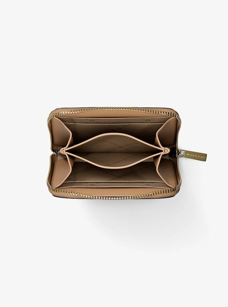 Jet Set Travel Medium Saffiano Leather Wallet