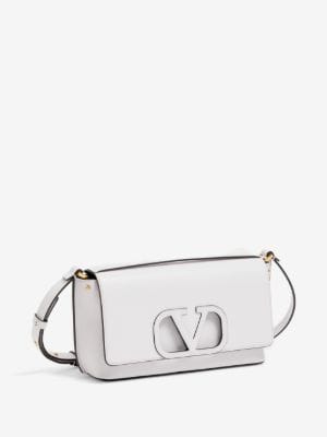Rockstud chain pouch in grainy calfskin