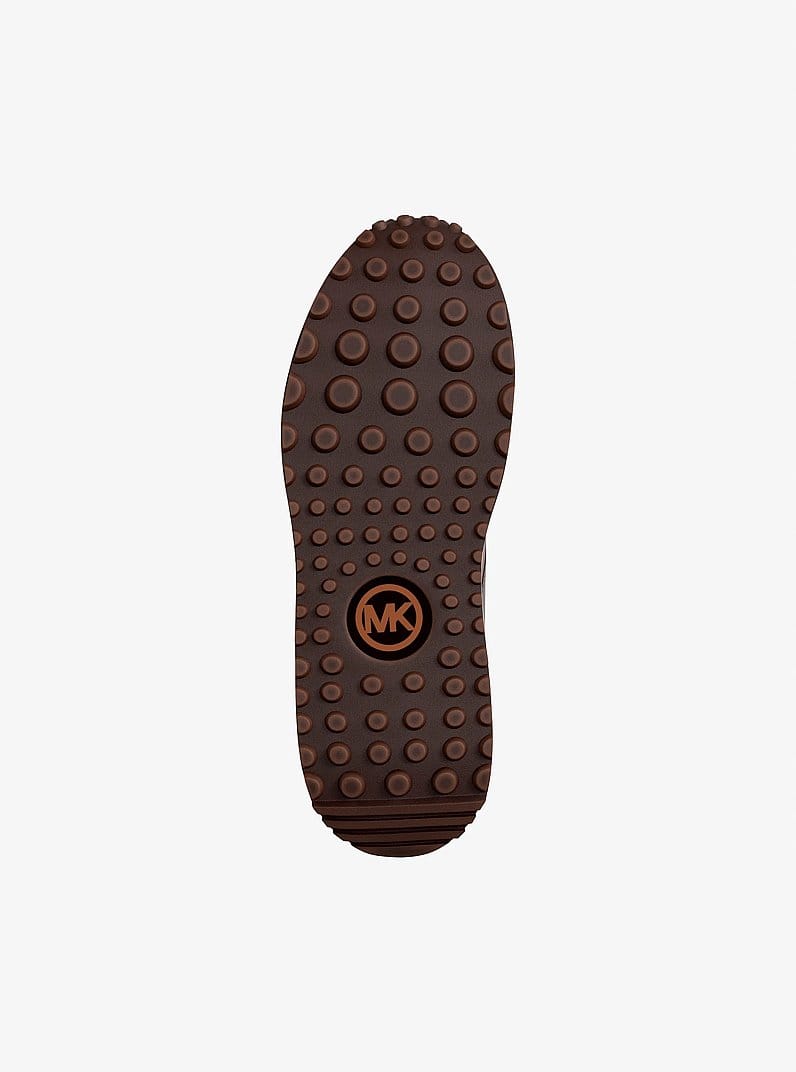 Dax Burnished Trainer