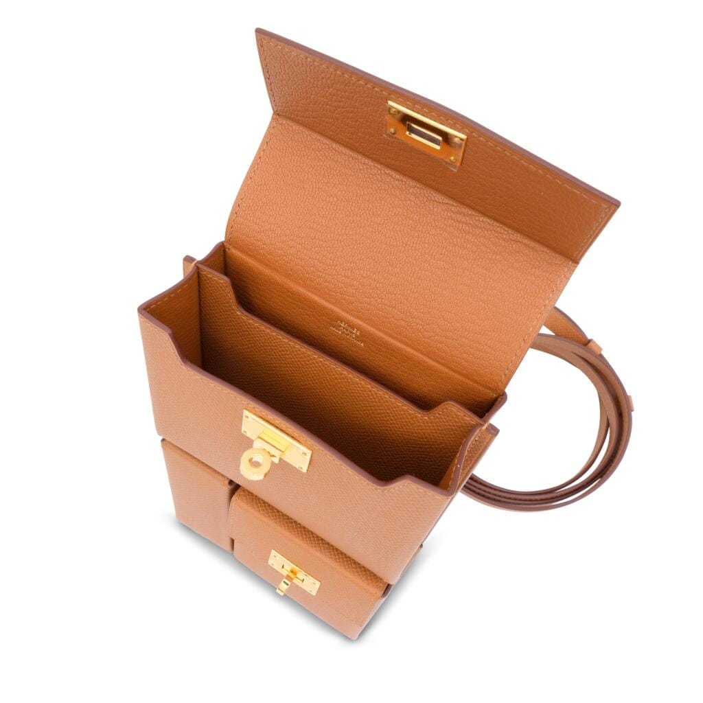 Gold Epsom Kelly Multipocket Gold Hardware, 2026