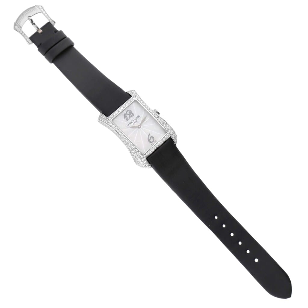 Gondolo Serata (Reference 4973). A 39.7mm white gold diamond-set quartz wristwatch.