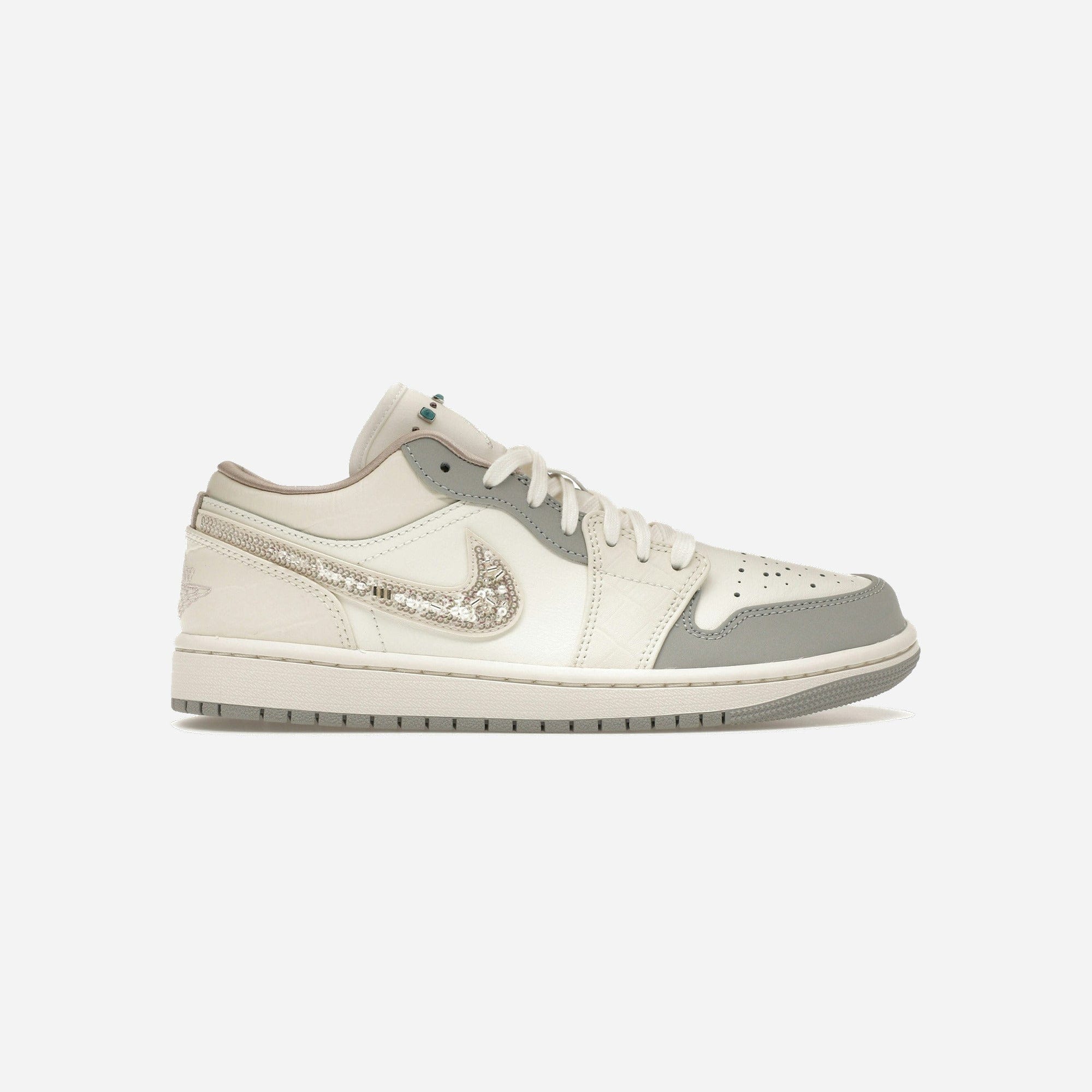 Nike Air Jordan 1 Low Sail Soft Pearl WMNS