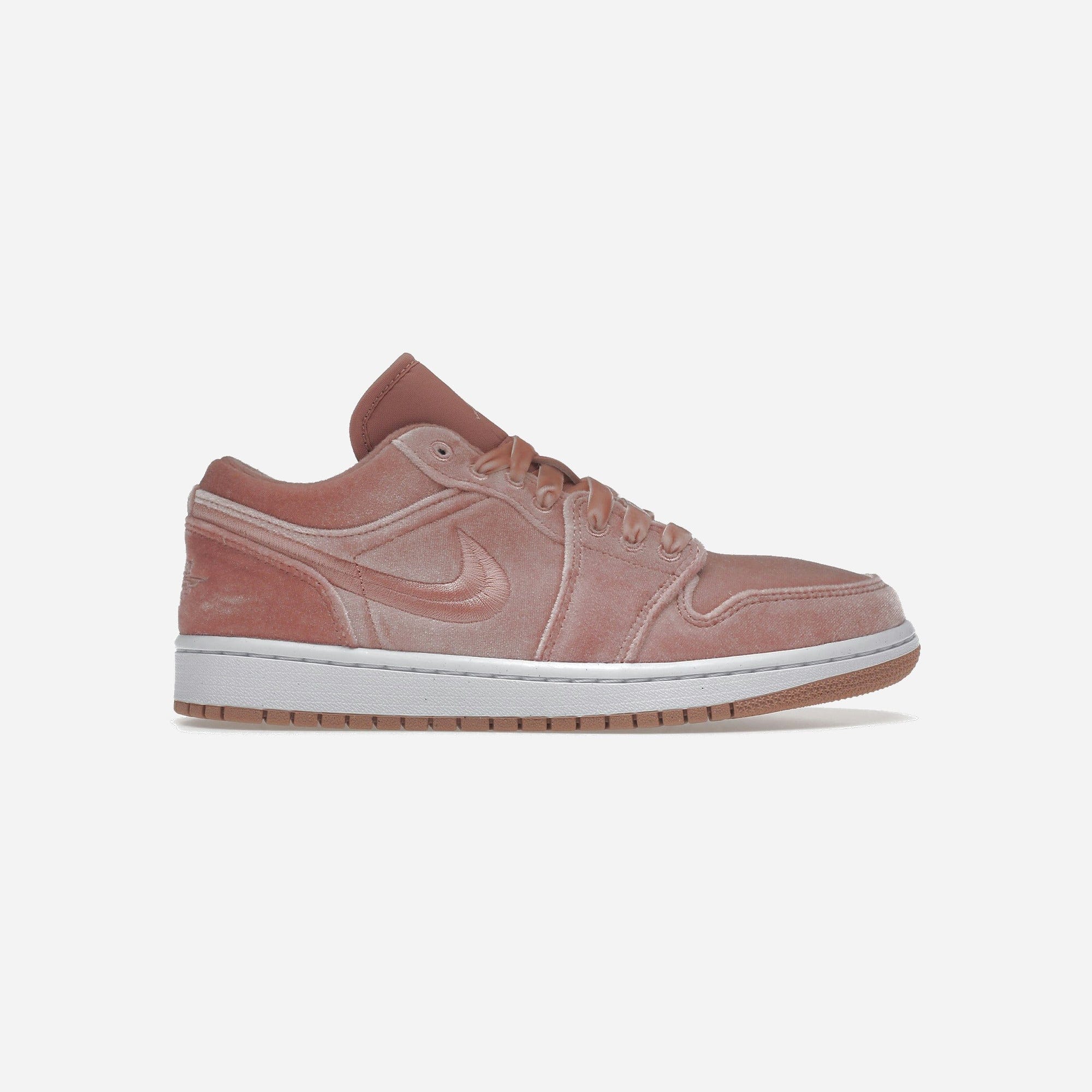 Nike Air Jordan 1 Low SE Pink Velvet WMNS